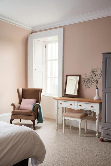 Stylish Scottish Manor, Coillemore House ไคล์ออฟล็อคฮัลช์ ภายนอก รูปภาพ
