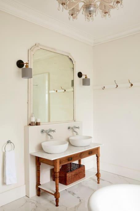 Stylish Scottish Manor, Coillemore House ไคล์ออฟล็อคฮัลช์ ภายนอก รูปภาพ