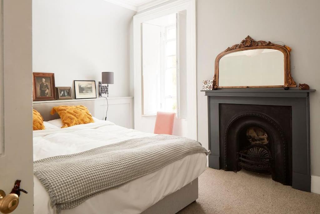 Stylish Scottish Manor, Coillemore House ไคล์ออฟล็อคฮัลช์ ภายนอก รูปภาพ