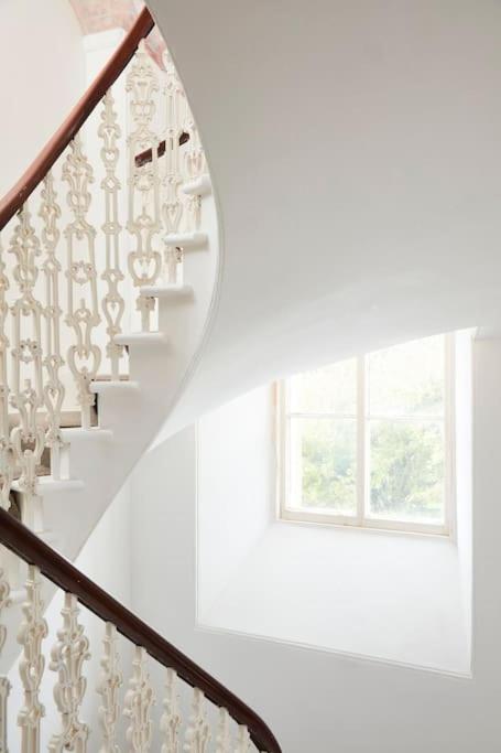 Stylish Scottish Manor, Coillemore House ไคล์ออฟล็อคฮัลช์ ภายนอก รูปภาพ