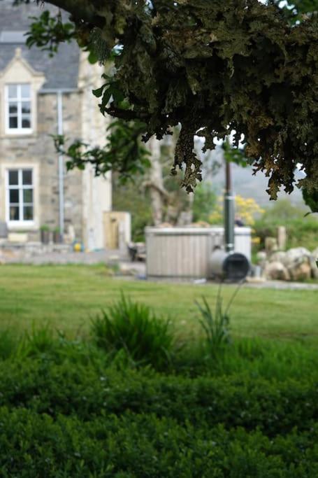Stylish Scottish Manor, Coillemore House ไคล์ออฟล็อคฮัลช์ ภายนอก รูปภาพ