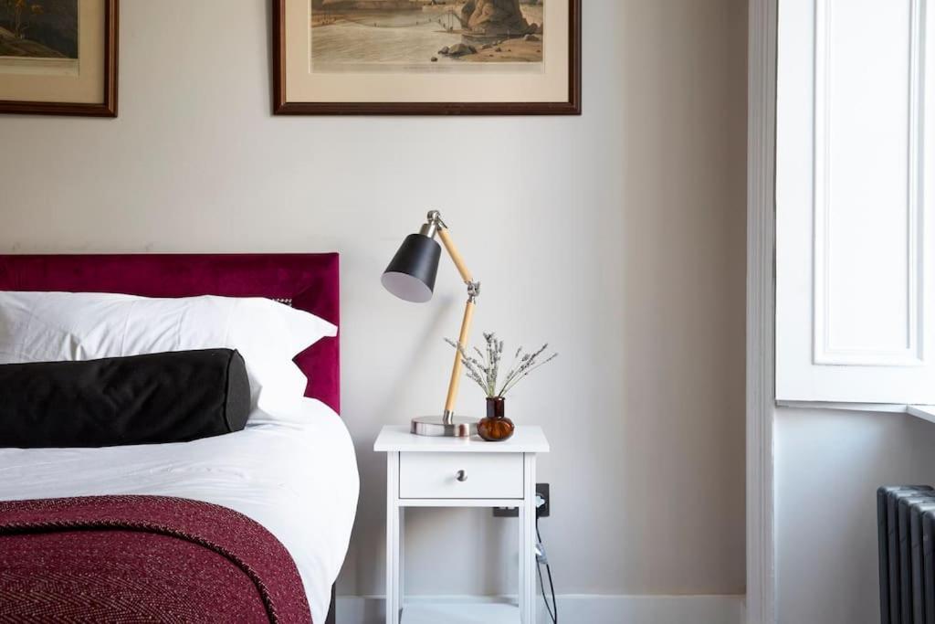 Stylish Scottish Manor, Coillemore House ไคล์ออฟล็อคฮัลช์ ภายนอก รูปภาพ